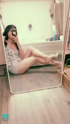 janicee : 纖細的美腿,窺探大腿根部
窺探大腿根部的小褲😈
低胸爆乳睡衣⭐
露趾花嫁系高跟鞋露出大長腿👠
Your sweet heart💚
#sexy #低胸 #性感 #深V #細肩帶 #赤腳 #裸足 #腿控 #長髮 #黑髮 #美腿 #鎖骨 #乳溝 #短褲 #高跟鞋