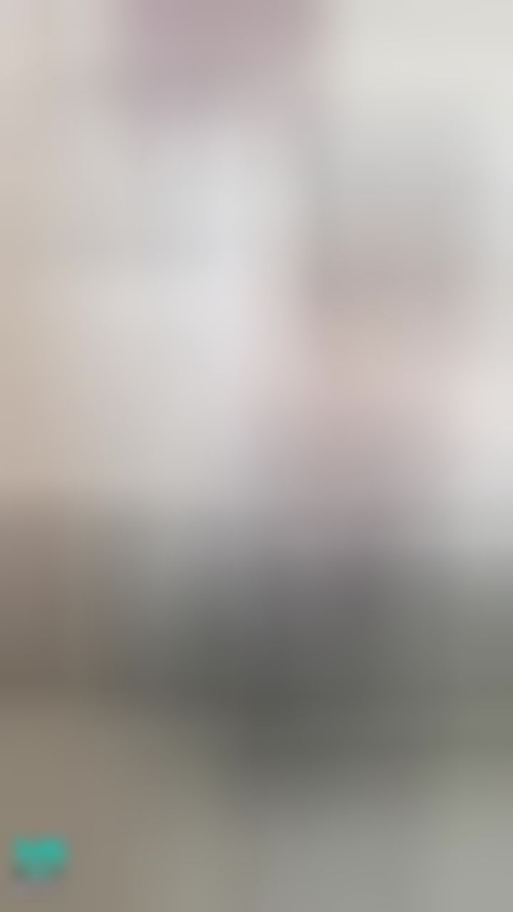 janicee : 馬尾少女露出底褲
張開雙腿，露出內褲😈
甜甜睡衣陪你一起睡💋
容易露出內衣的低胸💙
性感黑絲美腿的絕對領域🌸
pinkish💚
#性感 #美腿 #鎖骨 #長髮 #足控 #腿控 #黑髮 #細肩帶 #睡衣 #黑絲 #膝上襪 #低胸 #馬尾
