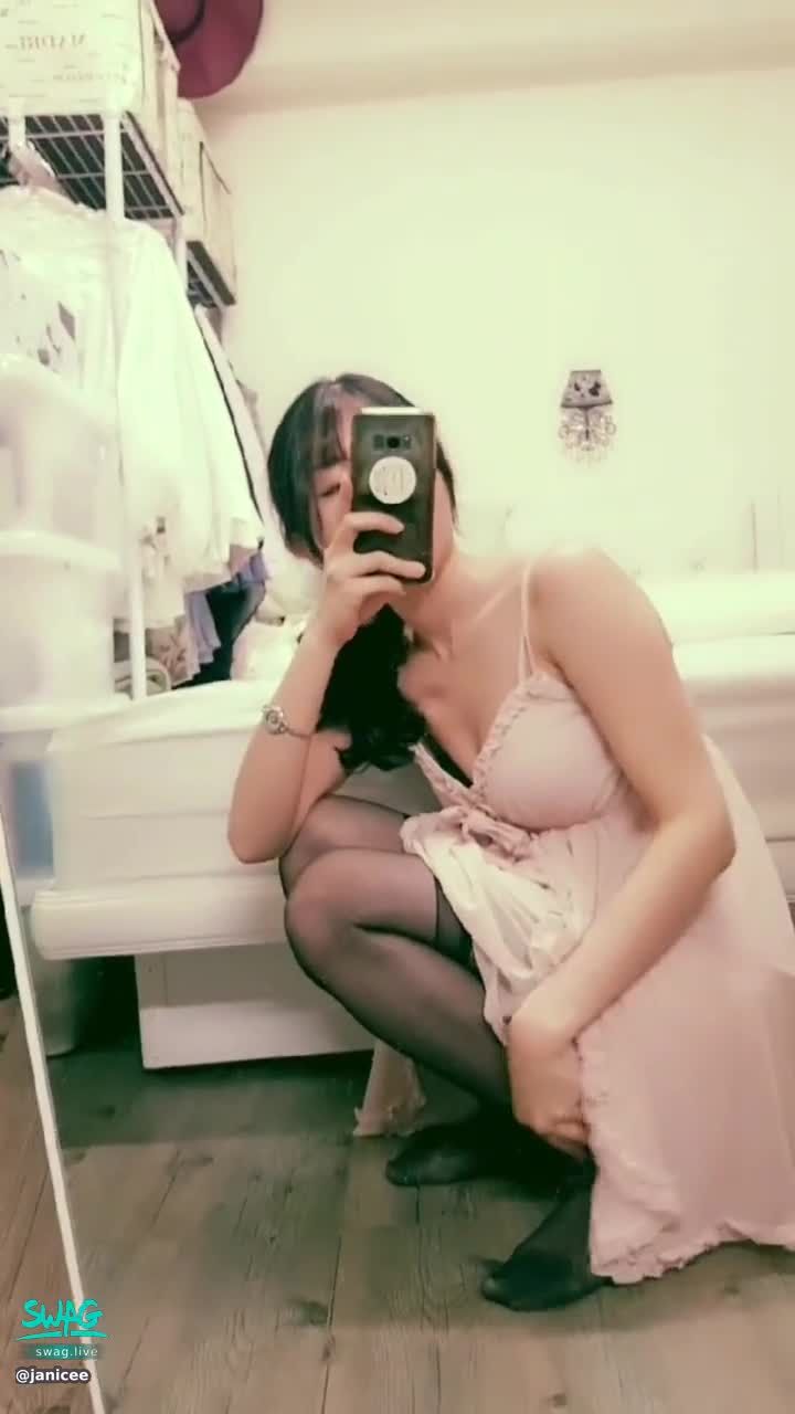 janicee : 各種性感角度