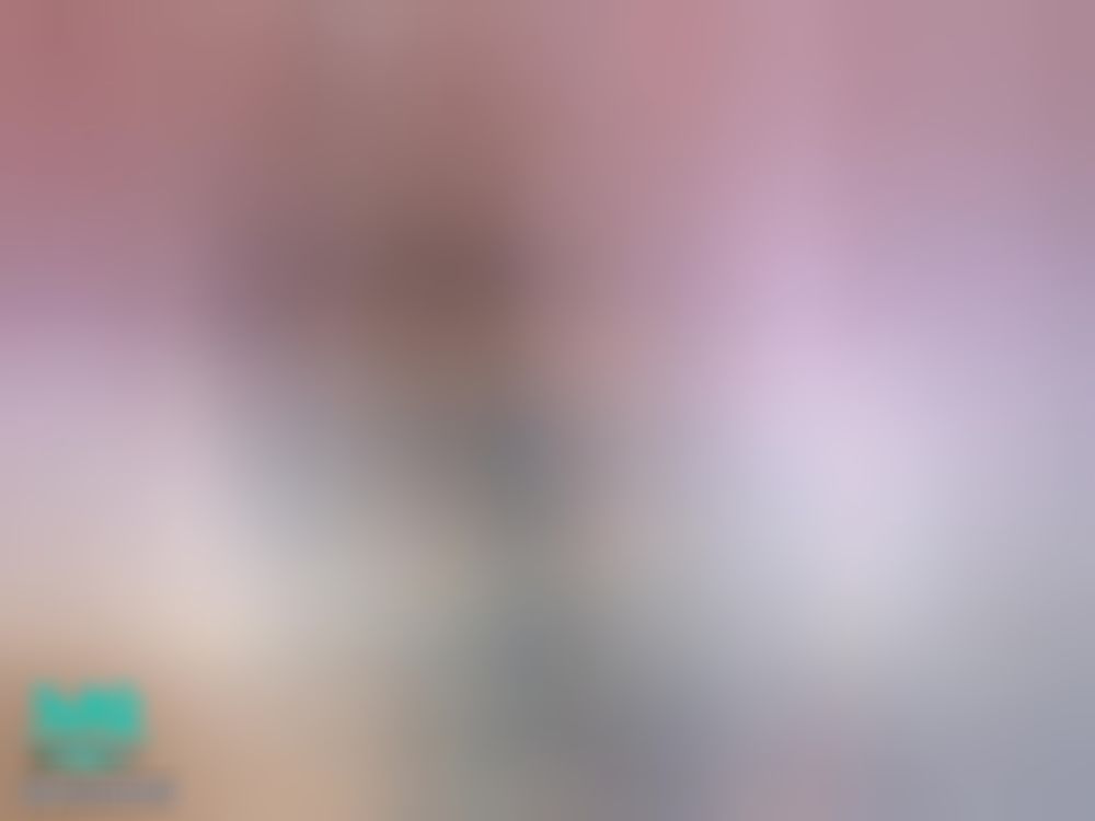  : 