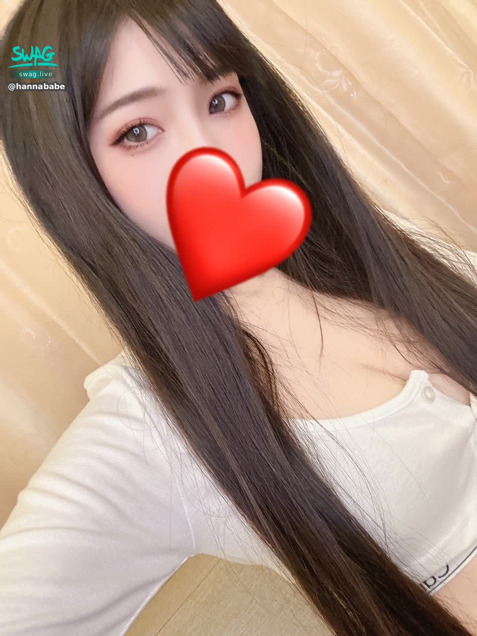 hannababe : 我是可愛的女孩子，你是可愛❤️
