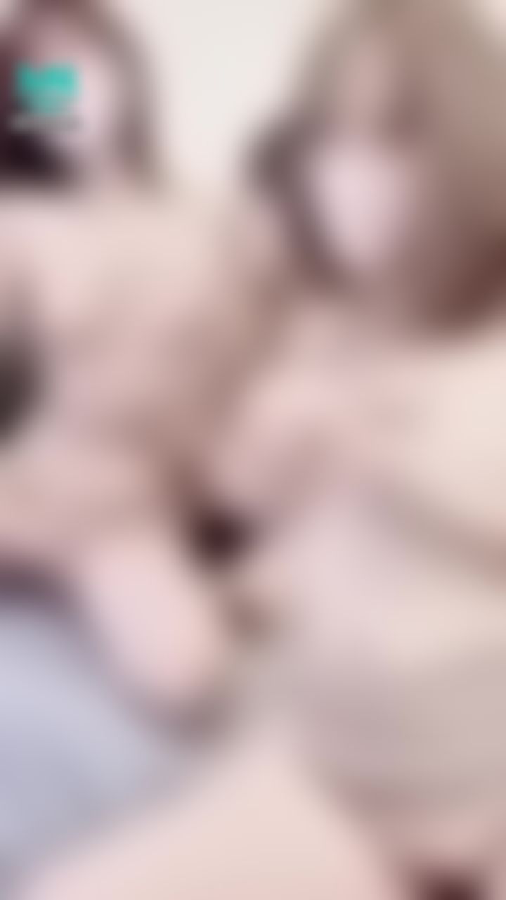 chunleee : 3 girls playing horny 👅👅👅💦💦