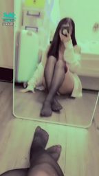 janicee : 深V露出白皙的肌膚💚
床上的紅色睡衣💖
曝光內褲的M字腿😈
Sleep wear⭐
#sexy #鎖骨 #長髮 #美腿 #細肩帶 #黑髮 #低胸 #睡衣 #膝上襪 #黑絲 #絕對領域 #深V
