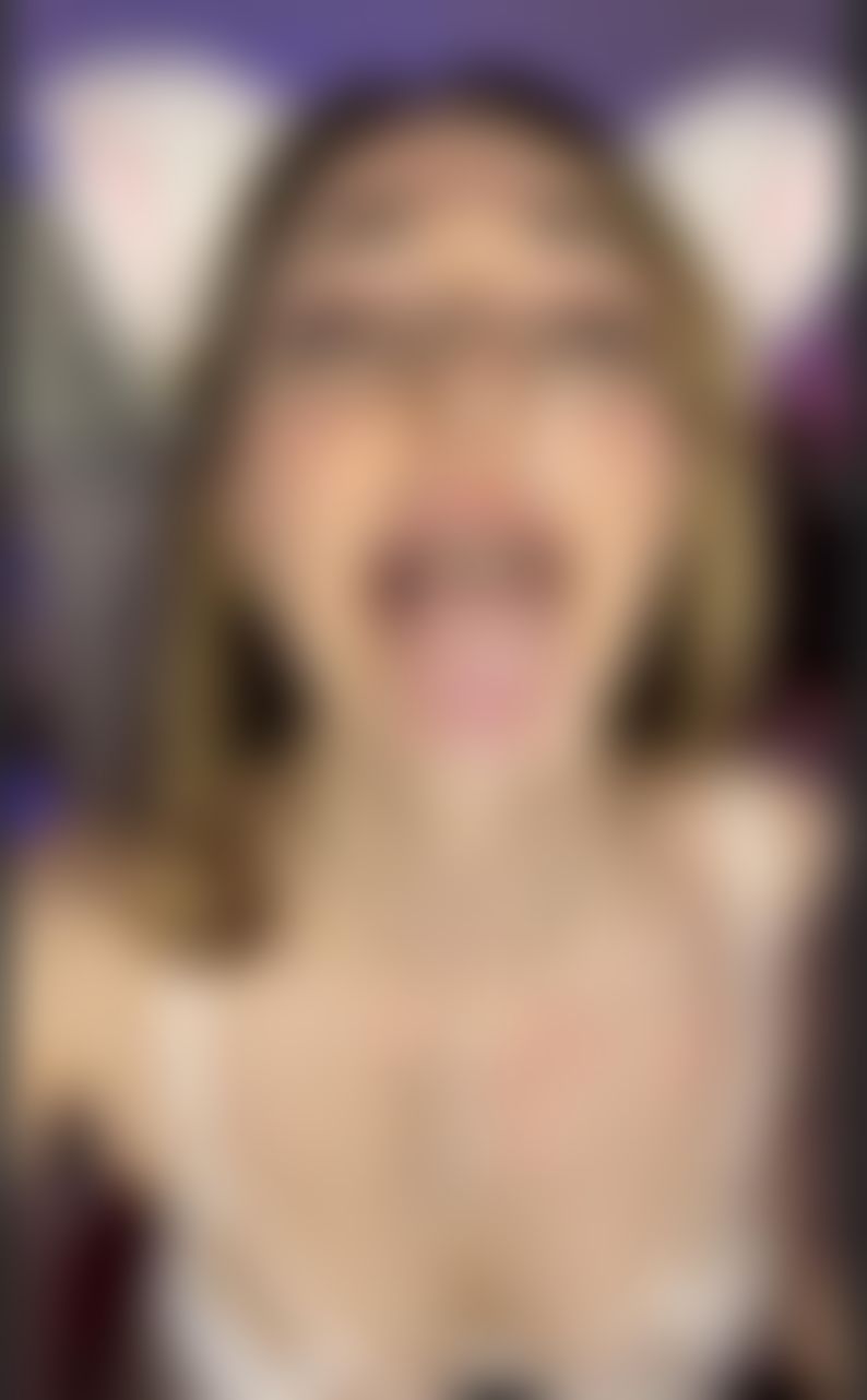 brillianna : slap ass, dildo in pussy, blow job and cum on face !