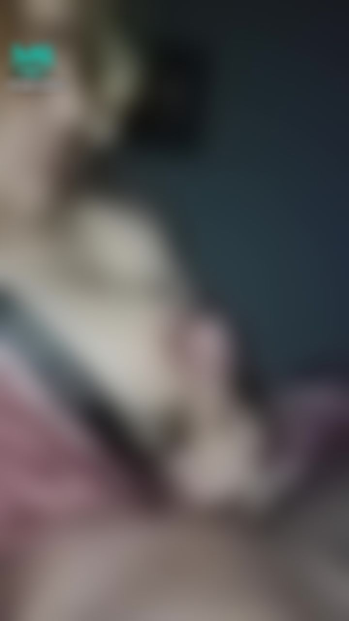 neptunestar : Clear juice came out of the penis when I rubbed the nipple slit.