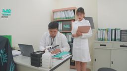 swag : 陳醫師作為 SWAG 醫院急診室主任,某天在診間辦公時,意外獲得「時間暫停器」,時間與性愛之神-加藤鷹@katoh_taka 教他使用「時間暫停器」後,陳醫師使用「時間暫停器」的神力征服了護士-alice_life的肉體。
主演:@alice_life、客串演出:princessdolly、pipingkiki、wanobaby