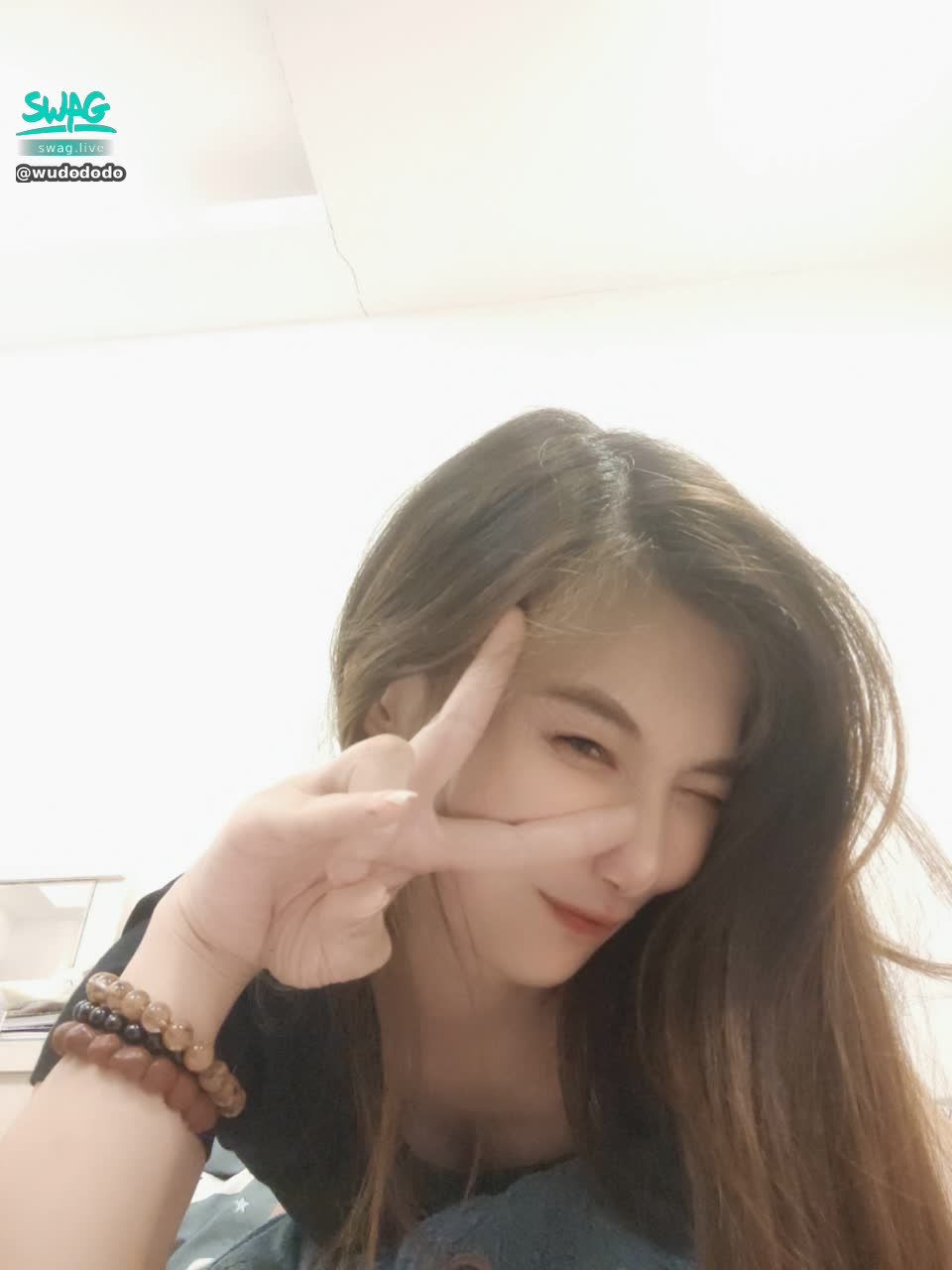 w******o : 是在做鬼臉嗎