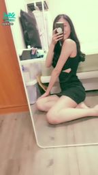 janicee : 性感戰袍💋
挖空的窄裙洋裝🌸
近拍美腿😍
Black dress👠
#性感 #美腿 #鎖骨 #長髮 #足控 #腿控 #黑髮 #鏤空 #高跟鞋 #赤腳 #裸足 #低胸 #乳溝 #sexy