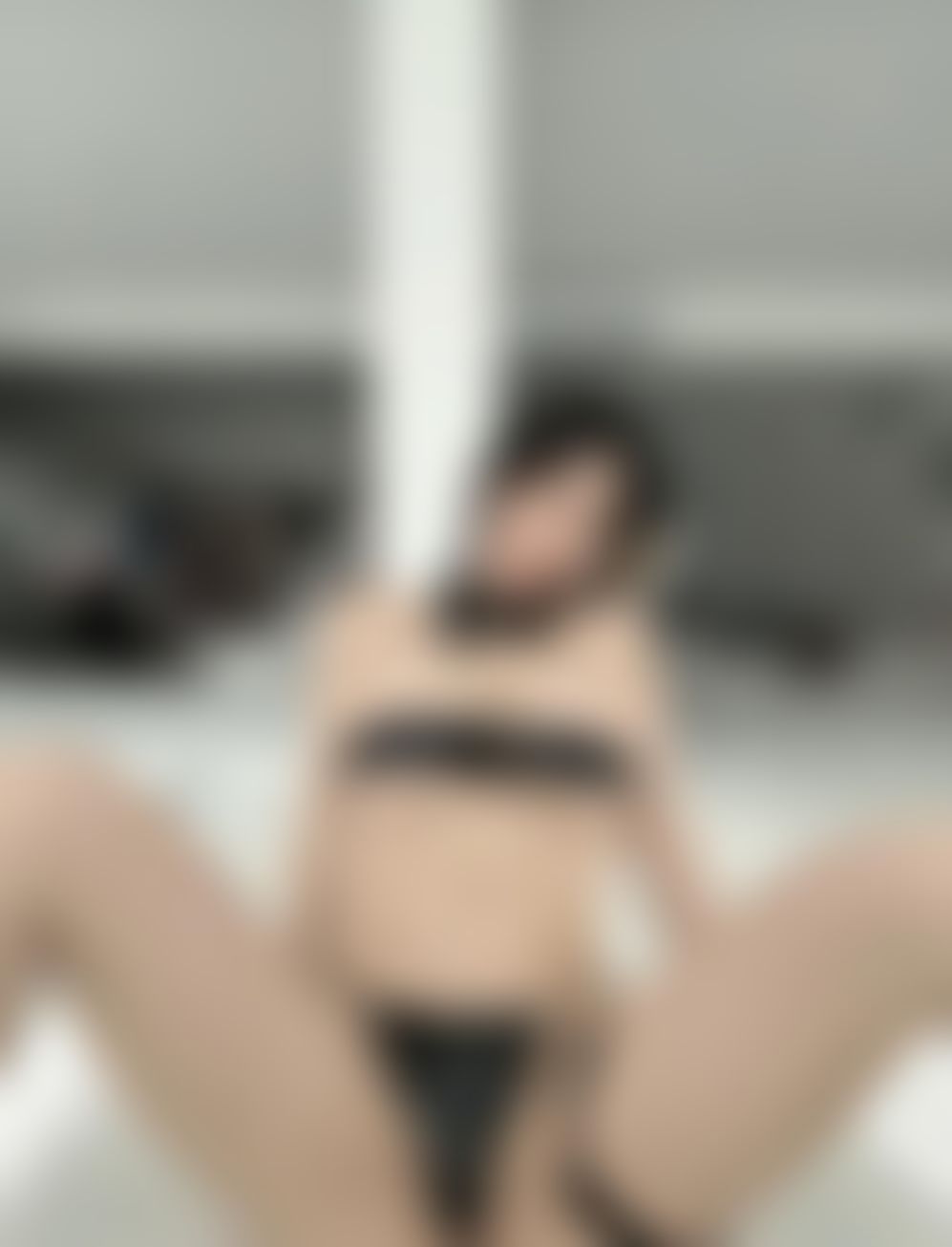 mandi : Fuxx and play me hard 