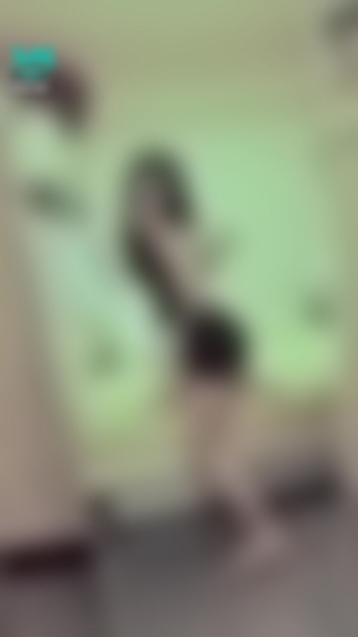 janicee : 內衣式的超性感戰袍💋