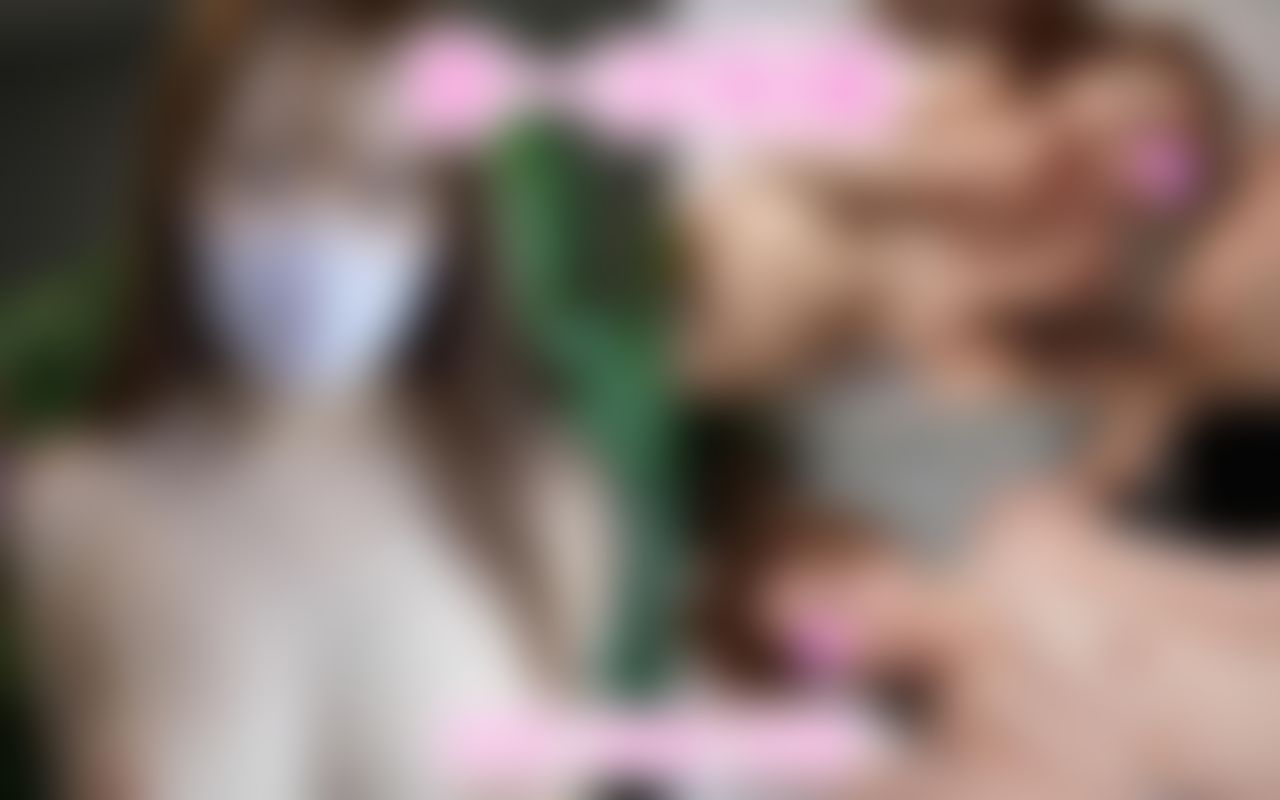 japanese_real_amateur : 完全初撮影
顔出し
美巨乳
Fカップのクビれボイン
彼氏なし
アイドル系美人
色白シルキースキン
全身が吸い付く美肌
美乳で、可愛くてスタイル抜群！！最高です

騎乗位では、終始、腰振りまくってまして
熱くなった万個が、欲求を止められない様子
圧倒されてしまいました



もちろん最後は
完全に初撮影なのに
思いっきり中出しお掃除してもらっちゃいました！！

＃マスクde本物素人
＃日本本物素人少女
＃日本人＃素人
＃正常位＃バック＃騎乗位
＃中出し