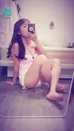 janicee : 地板上摸摸美腿💓
快曝光的坐姿🌸
容易露出內衣💓
透膚的性感馬甲♥️
白皙高跟鞋美腿👠
the corset💚
#性感 #長髮 #sexy #腿控 #鎖骨 #馬甲 #短褲 #美腿 #乳溝 #洋裝 #裸足 #赤腳