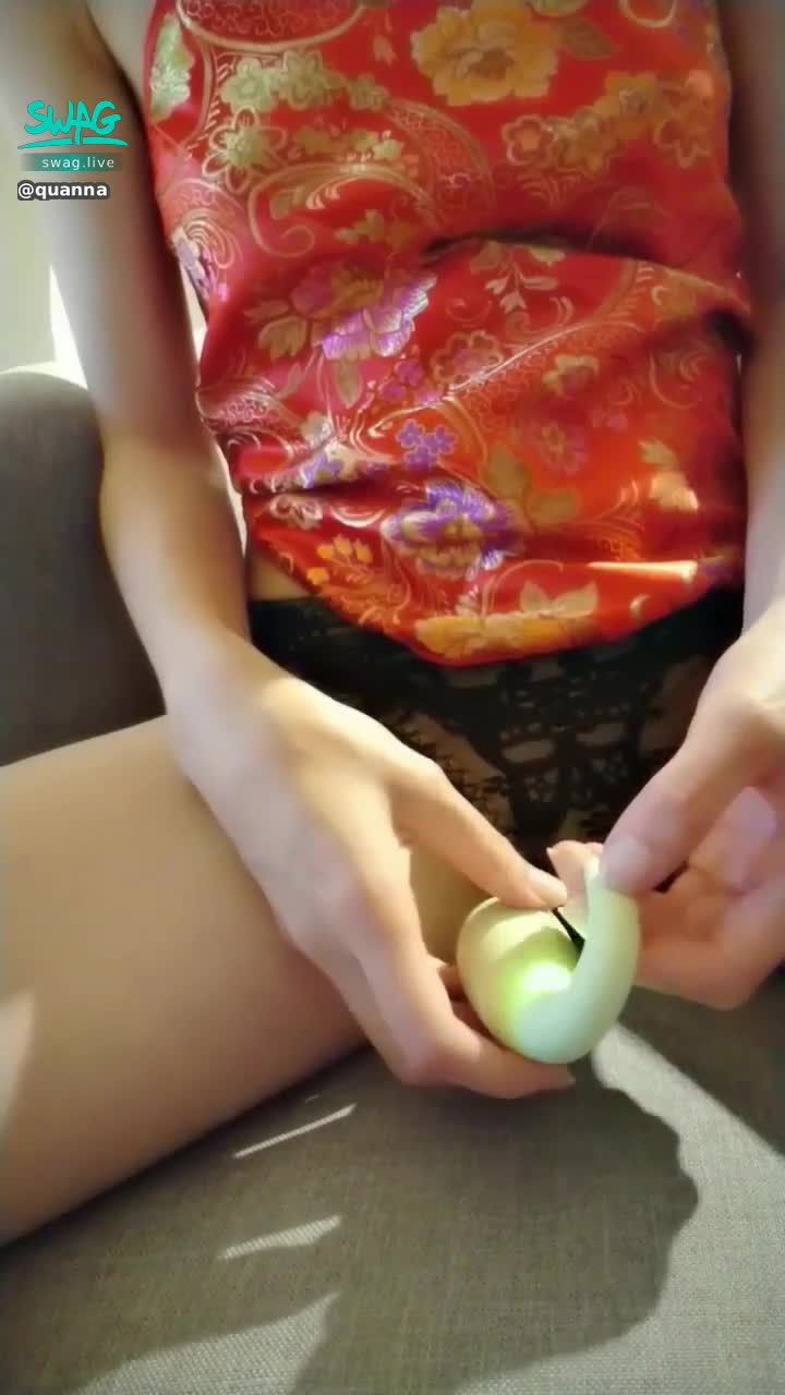  : 純慾💕肚兜性感蕾絲內褲小怪獸慰慰