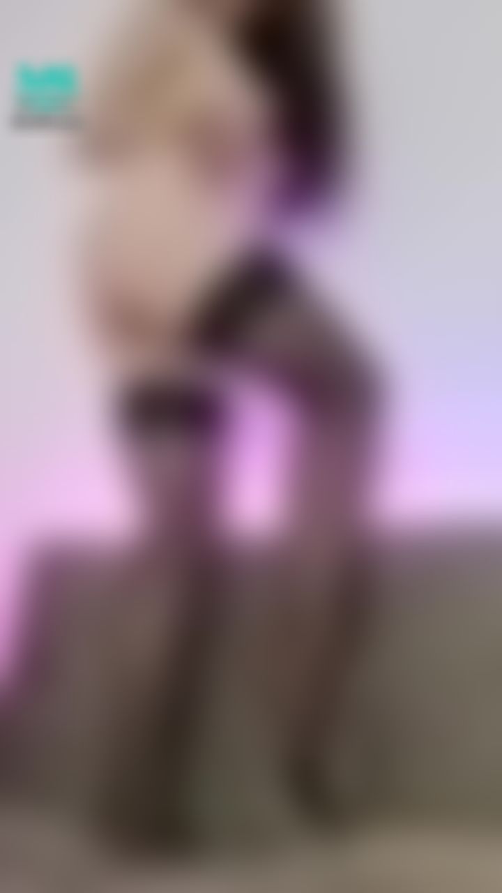 brillianna : legs only 