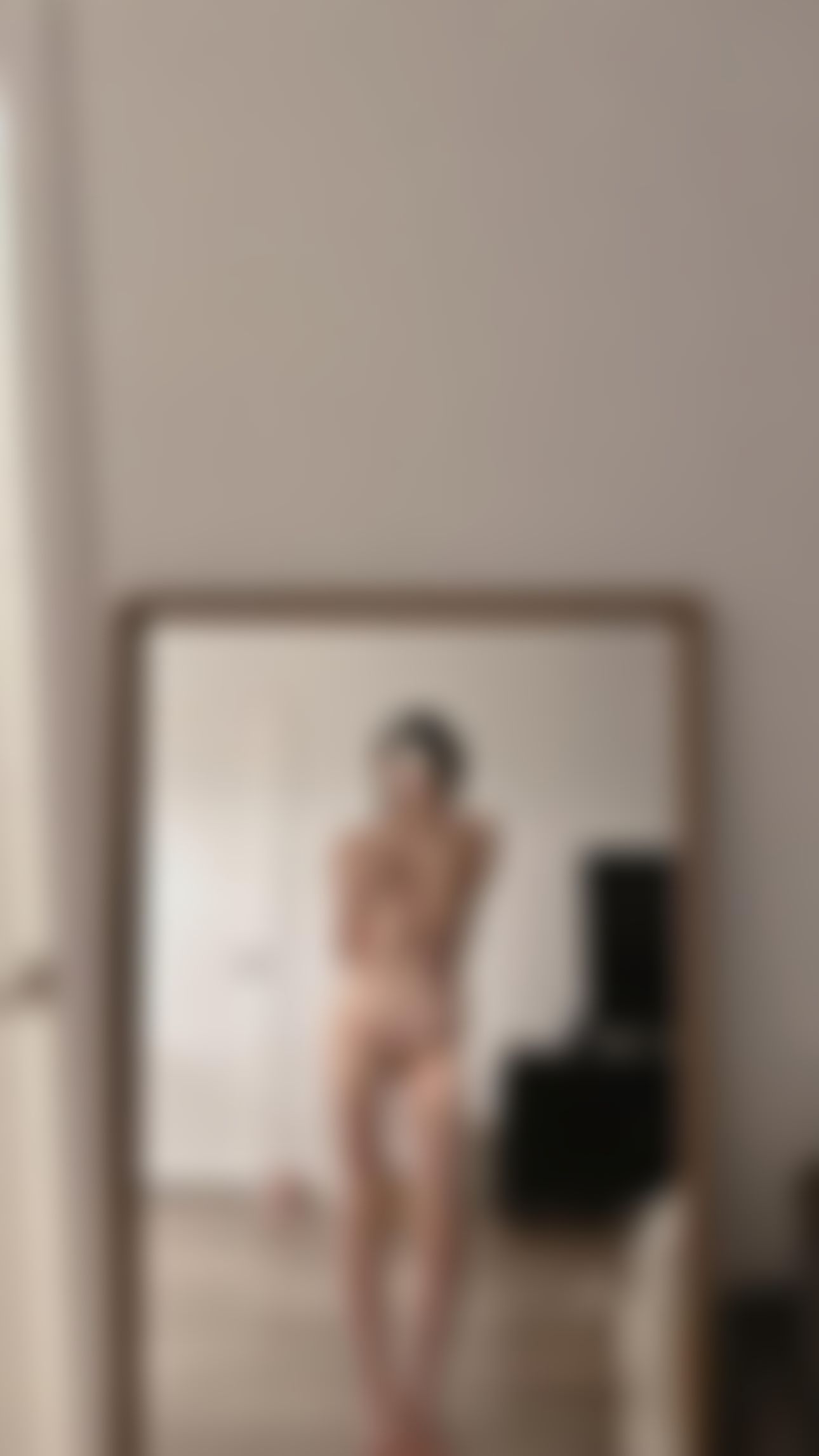 sweetbabykellyy : 剛洗完澡香香嫩嫩的妹妹準備好聽你話👅🫦
