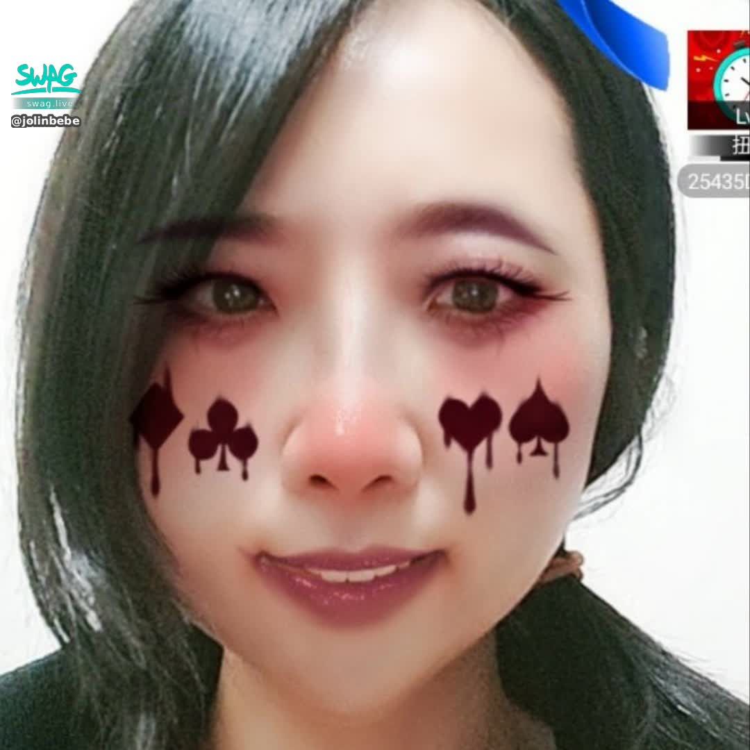 jolinbebe : 哥哥們晚上8點目標十萬穿性感蕾絲丁字褲誘惑你。
30萬 穿高跟鞋 揉f 奶愛撫 摸濕