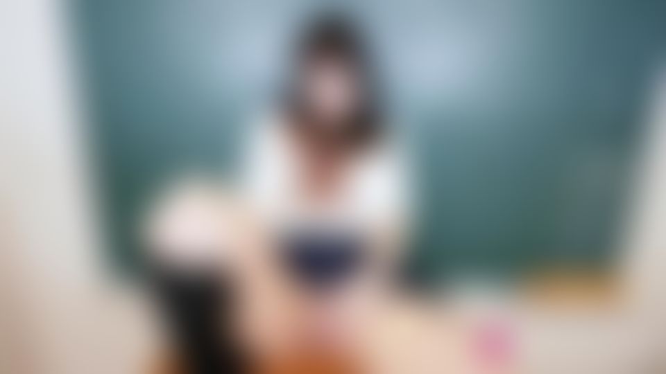 omotenashijapan : 放課後に教室でひとりエッチ❤️