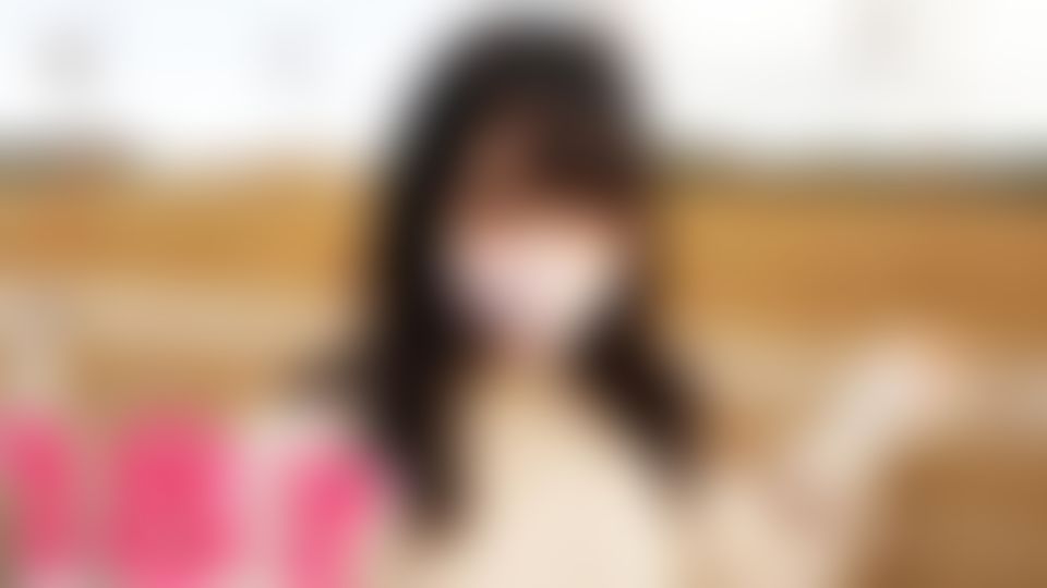 japanese_real_amateur : 【日本本物素人少女】＜ドライブフェラ＞超有名メイド喫茶勤務の、１８歳、現役女子大生！！