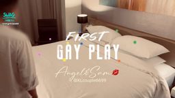 angelsam6699 : Sam:Angel跟我说你总是让我去体验尝试不一样的,那你自己呢?他说很多Gay的粉丝想要看你与Gay玩。这是我心理直接无法接受的,虽然我有很多Gay的朋友。虽然曾经也有性幻想跟男人玩是什么感觉,但始终还是只是在幻想罢了。
有一天有一位Onlyfans的Gay粉丝,问能不能现场看我们性爱。他并愿意付费作为支持我们。就这样… 我们就爽快的答应了!
当我们从来一起吃晚餐时,发现对方真的蛮帅的,后来知道他是空中少爷。我们聊得非常愉快,他分享了很多他在Gay与飞机上遇到的事情… 真的十分精彩!
Angel也偷偷问我愿意与他一起玩吗?我对他感觉还是不错的,所以就答应了Angel。Angel听到开心极了!她经常要我去体验跟男人玩,想看我跟男人玩的样子… 我真的无言以对…
就这样我们与他聊聊等一下要怎么样玩。他也很期待,他说他也没跟女人玩过… 很紧张!我们就一起走去他订好的酒店。我们进到房间,我与他都显得有点紧张,反而Angel十分轻松自在,还很期待!😅
我就跟他说我不能接受被插屁股,因为十分怕痛!他也答应了。就这样我与他开始了我们的第一次体验…
#巨乳 #綠帽 #實戰 #人妻 #美乳 #男男