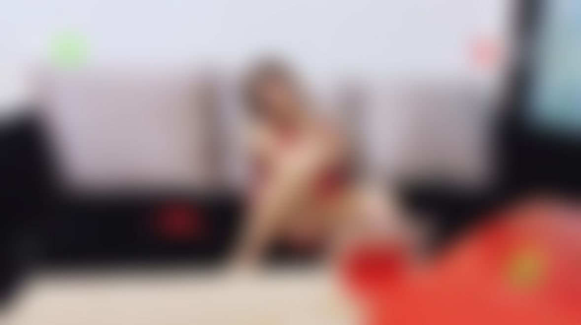 sexyvanessa : 太過份竟然在旅館裝攝像頭偷拍‼️自慰都被看光了😰
