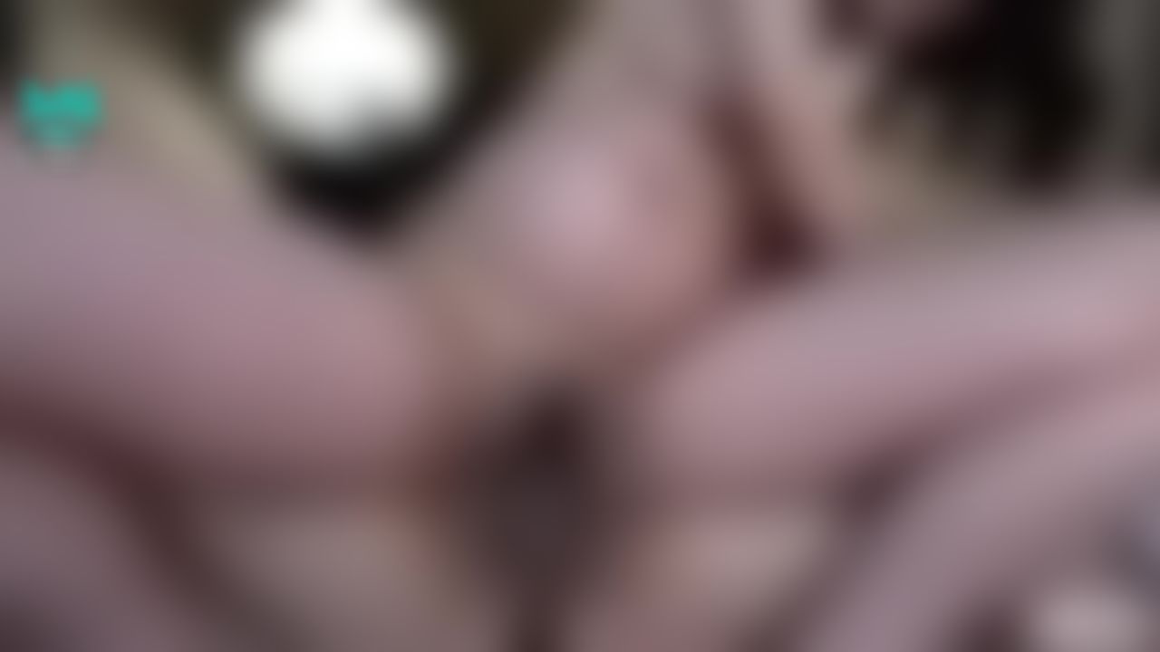  : Her way to use Tinder 0033