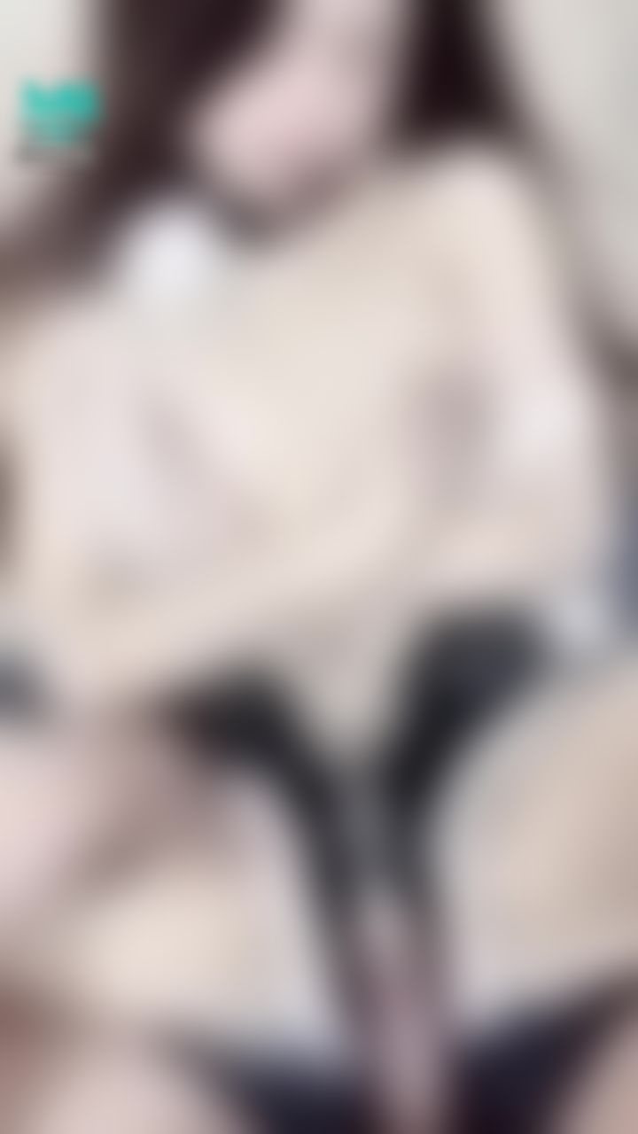 lalasexy : 👯‍♀️最騷的小兔子🐰抽插完被口爆了💦射好多還流到奶上🥵
