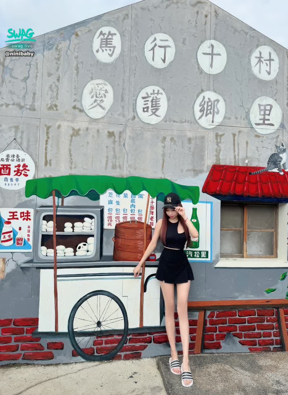 ninibaby : 認識妮妮很簡單😍第一步先追蹤妮妮❤️ @ninibaby ❤️然後私訊一句「我想認識你」💋

Babe這樣懂嘛😂
