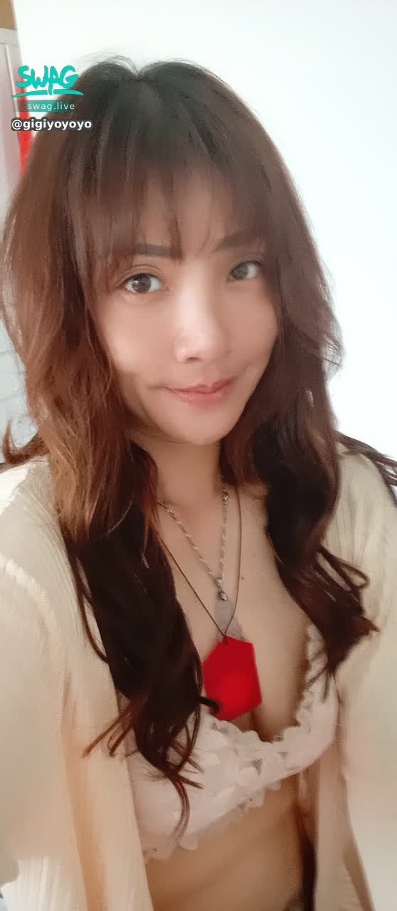 gigiyoyoyo : -