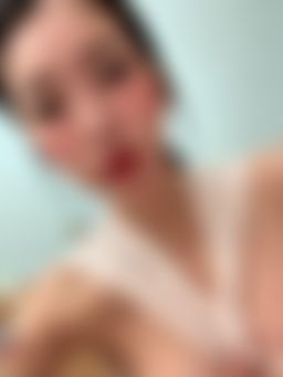 arielbb : ✨還沒看過愛子的長片嗎？