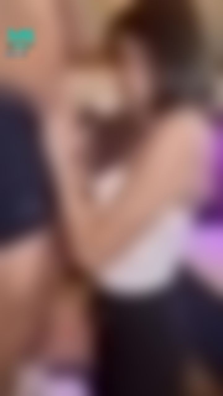 : 🔥與@Hanson漢生傳說中的巨根 把小可的小穴 全部撐開 塞的滿滿最後全部都噴射在小可嘴裏 精彩無碼露臉