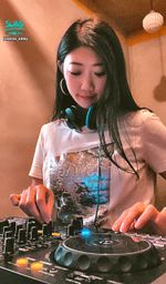 anna_abby : 你們覺得女生刷碟帥嗎?🎧😜❤️🔥 告訴我你喜歡什麼類型的音樂?
#生活 #hot #露臉 #日本人 #beauty