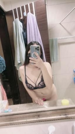 lenababy : 這內衣老是害我的大奶彈出來🥹🥹