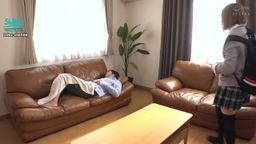 doc_channel : 在一家房地产中介公司看房时,一位漂亮的女职员翘着屁股和我单独在一处房产里! 我欲火焚身,从后面抱住她,捏住她的臀部,插了进去! 她被这突如其来的事件惊呆了,但当生涩的鸡巴有力地摩擦起她的男性褶皱时,巨大的快感窜遍全身,她浑身都感觉到了,然后生涩的精液在她体内射出,预演结束了!#葉月もえ #日本人