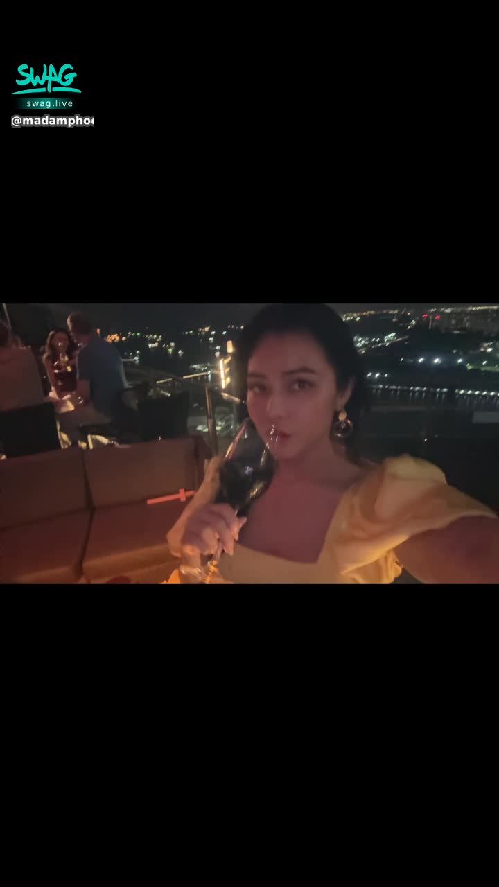 madamphoenix : 
