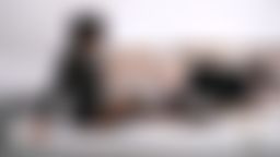 fewoov : 從底層開始白手起家的男人!
不知從何時起,人生的空虛感降臨了!
在任何刺激下都沒有高潮。 但是應該是以前的回憶吧?
在底層人生中遭受的作威作福… 意識到了刺激性。
#韓國 #高跟鞋 #絲襪 #口交 #情趣玩具 #素人 #1080P #Femdom #spang #足交 #騎乘式