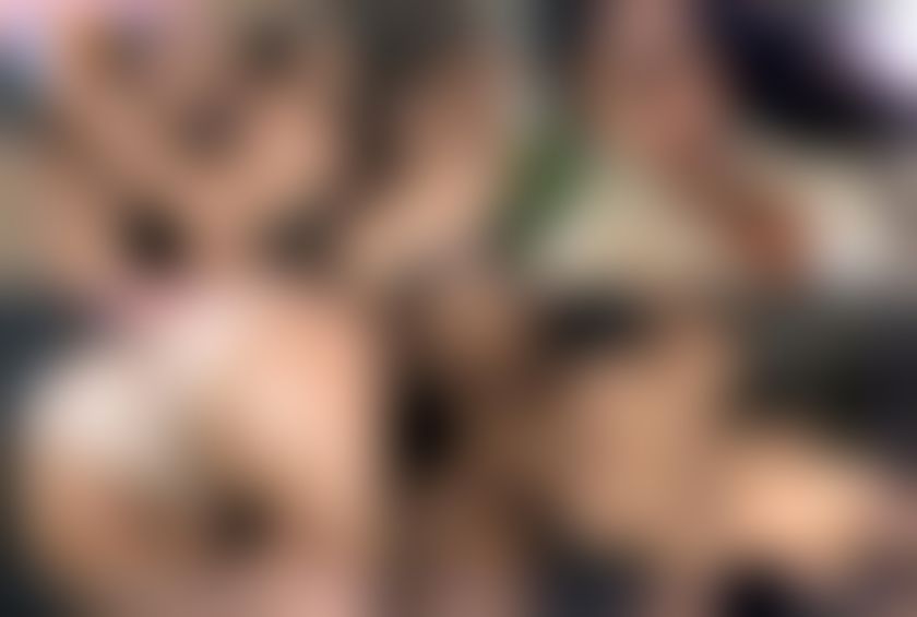 doc_channel : 在男友的要求下，她和男友一起去了一家热闹的酒吧......在观看其他人做爱时，她和男友的前戏让她的下体湿透了！ #水川スミレ