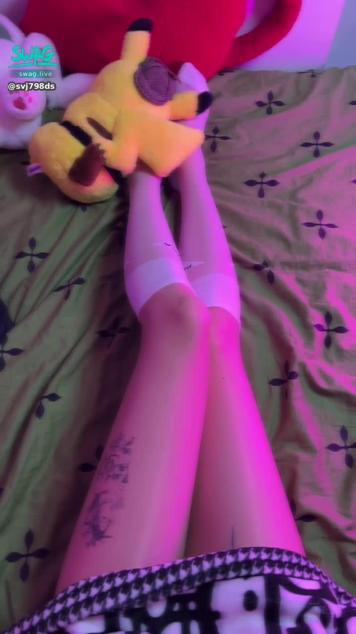 svj798ds : 拼接丝里丝
#大奶 #骚 #性感 #sexy #生活 #长腿  #1080p