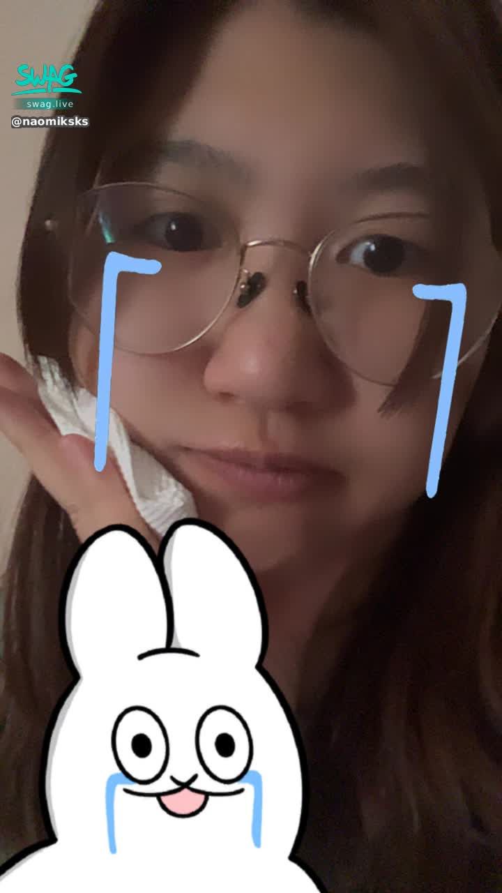naomiksks : 我是個半休息型主播🥵
如果我的老朋友們找我
我還是會回覆訊息～
如果是新朋友我也會回覆
但請你們包容我還有別的工作
我不會時時刻刻看著手機
我會有比較忙綠的時候
也不會打開讓訊息跳出來
畢竟如果有人看到我的訊息
內容還是：你的奶多大
我會不好意思🙈
感謝願意找我解鎖影片
聊天💬打屁💬啊吧啊吧的人
不喜勿近😉