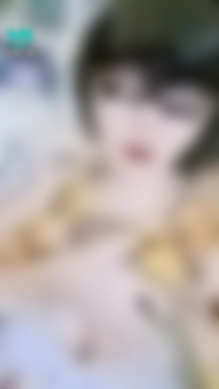 y********y : #大乳暈 #想被幹 #想被你粗暴吸舔奶 #來干我
