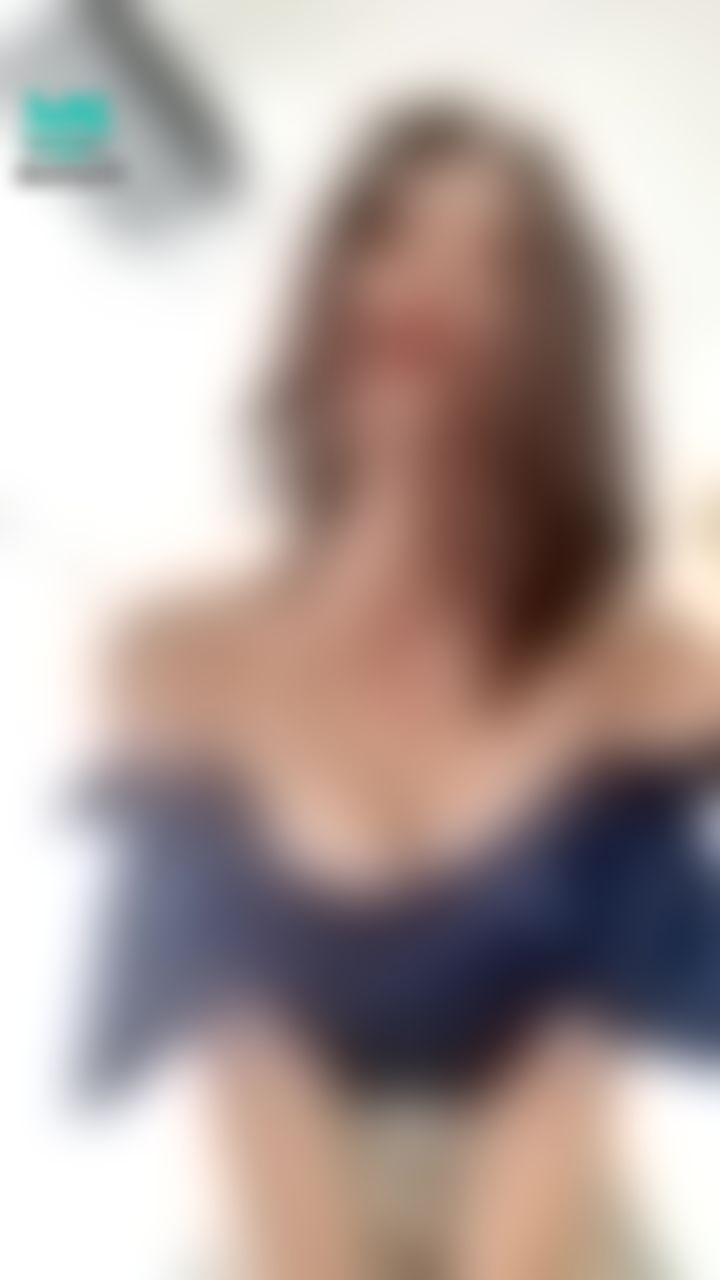 a********i : tease