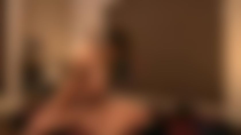 doc_channel : 這是在某家男士美容沙龍進行的系列特寫拍攝中的第四張，這家沙龍以難以預約而聞名。 這也難怪。 女孩們在男士美容院提供過度的情色服務，應該是沒有任何外掛的！ 女孩們不只提供有點下流的精油按摩，還主動貼近男性的身體，提供如此高度情色的服務，不勃起才怪......看起來興奮和勃起都快失控的男性顧客們，被精油手淫、粗大的口交和「請不要告訴任何人......」。 她給他精油手交、粗大口交和生猛的女牛仔體位，並說「請不要告訴任何人......」......他感覺自己射精了，享受著顧客的小弟弟，甚至讓她射在他體內......錄製時沒有告訴這位敬畏上帝的淫蕩女孩自己！#最上一花
