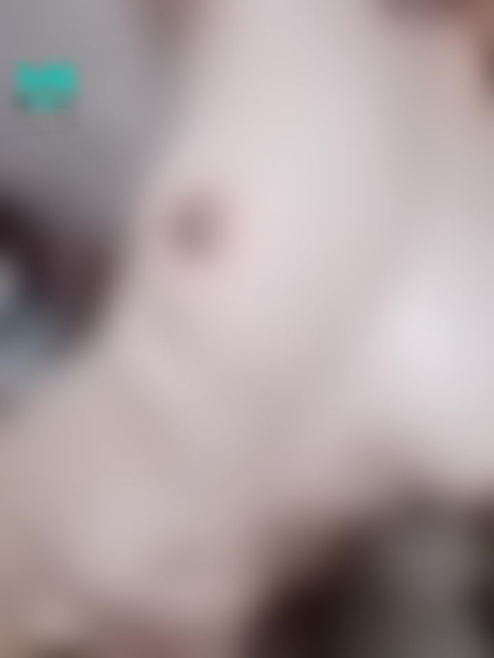 candyye : 溼身秀♥️想要看更精彩的嗎？還不多送點禮物聊聊天😈讓我們來了解彼此更深入如何🫶