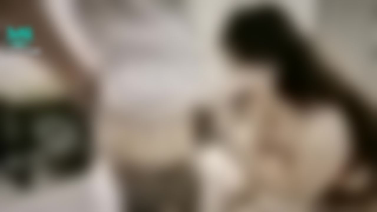greecetw00 : 🈲特地遠從大陸廣州來的女孩，御姐的外表❤️淫蕩的身體跟紅色性感內衣丁字褲🔥🔥