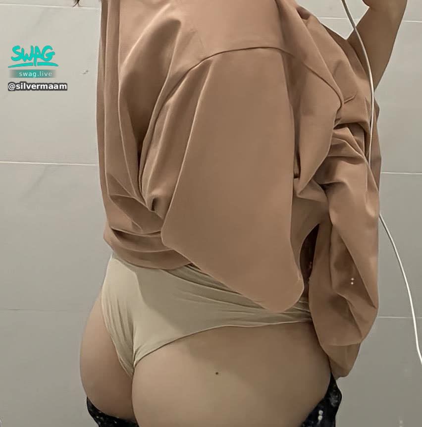 silvermaam : Hope you like what you see because this will be what yours will slam into tomorrow at my stream ehe. 
Pardon me for 2 days off for sickness