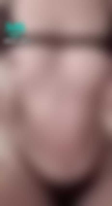  : 蜜桃老溼色色慰慰💦🔞按摩棒慰慰真的好舒服😈