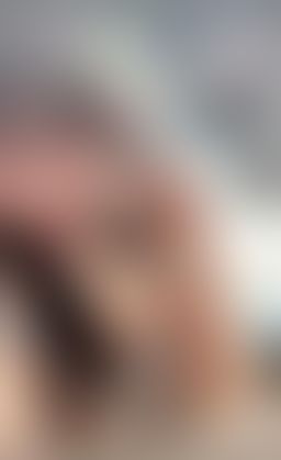 chosweet : 2024平安夜🧑‍🎄
今年過了一個特別的平安夜 
和閨蜜短暫見面 
一個人看了一個很不錯的電影🍿再去Costco 買食材接小小人和家人一起過平安夜♥️