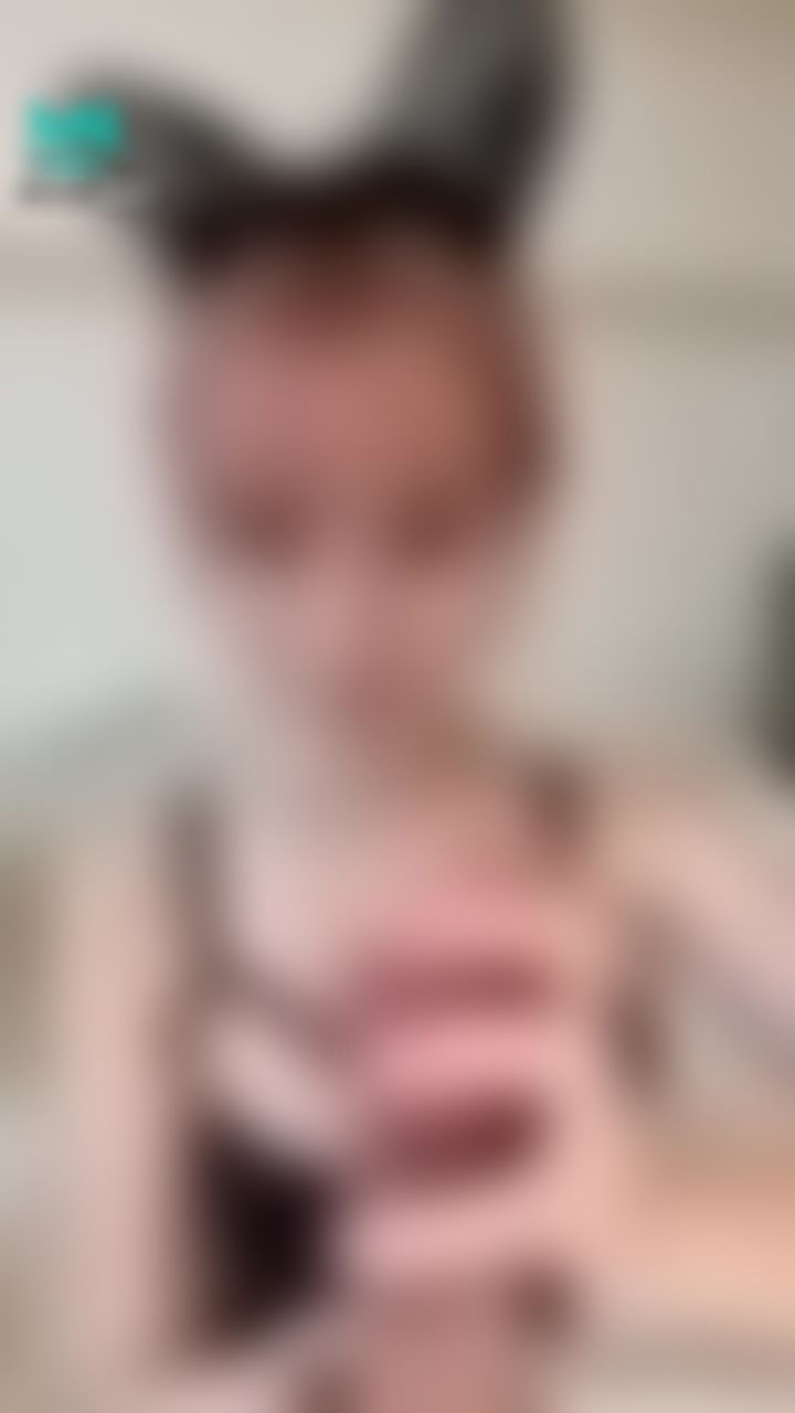  : 必解鎖🔓蜜桃老濕色色的吃棒棒👅你覺得你可以撐3分鐘不射嗎🤭