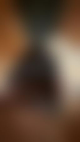 forcefulomega7685 : ❤️ドアの向こうを人が通る玄関で仁王立ちフェラ❤️