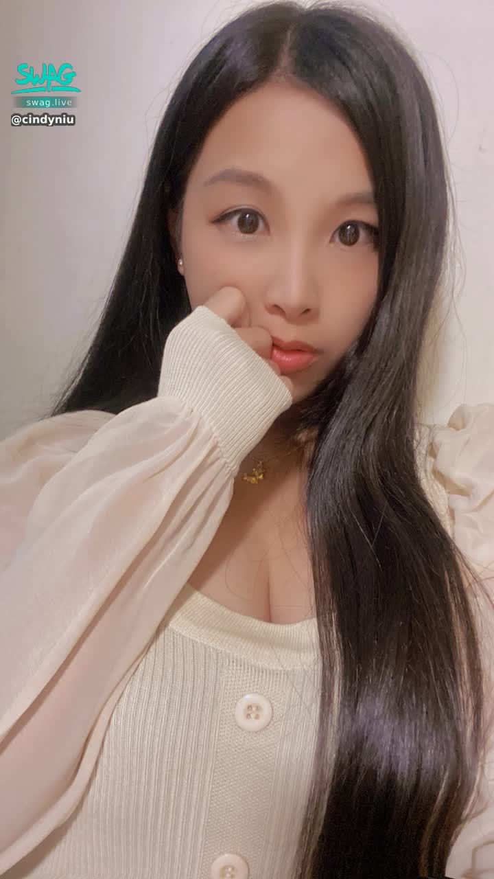 cindyniu : 還記得我嗎？🥹🥹🥹
小小解鎖🔓給我小小的支持好嗎🥰