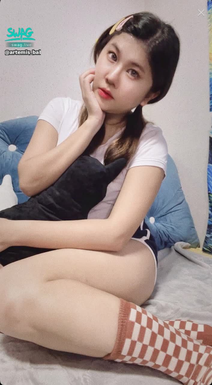 artemis_babie : 天氣☁️很好可以跟我出去玩嚕